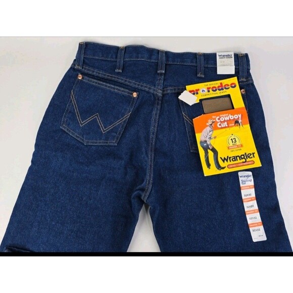 NWT Wrangler 13MWZ Mens 38x34 Pro Rodeo Jean Blue Denim Cowboy Cut Jeans - Picture 2 of 8